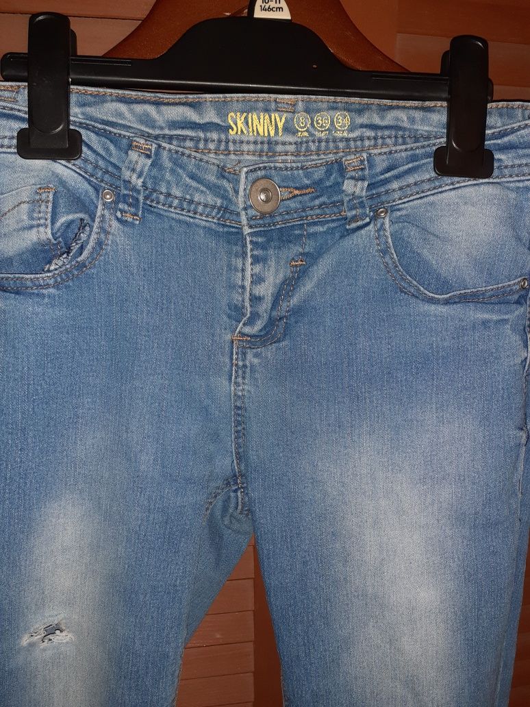 Spodnie jeans skinny dziury