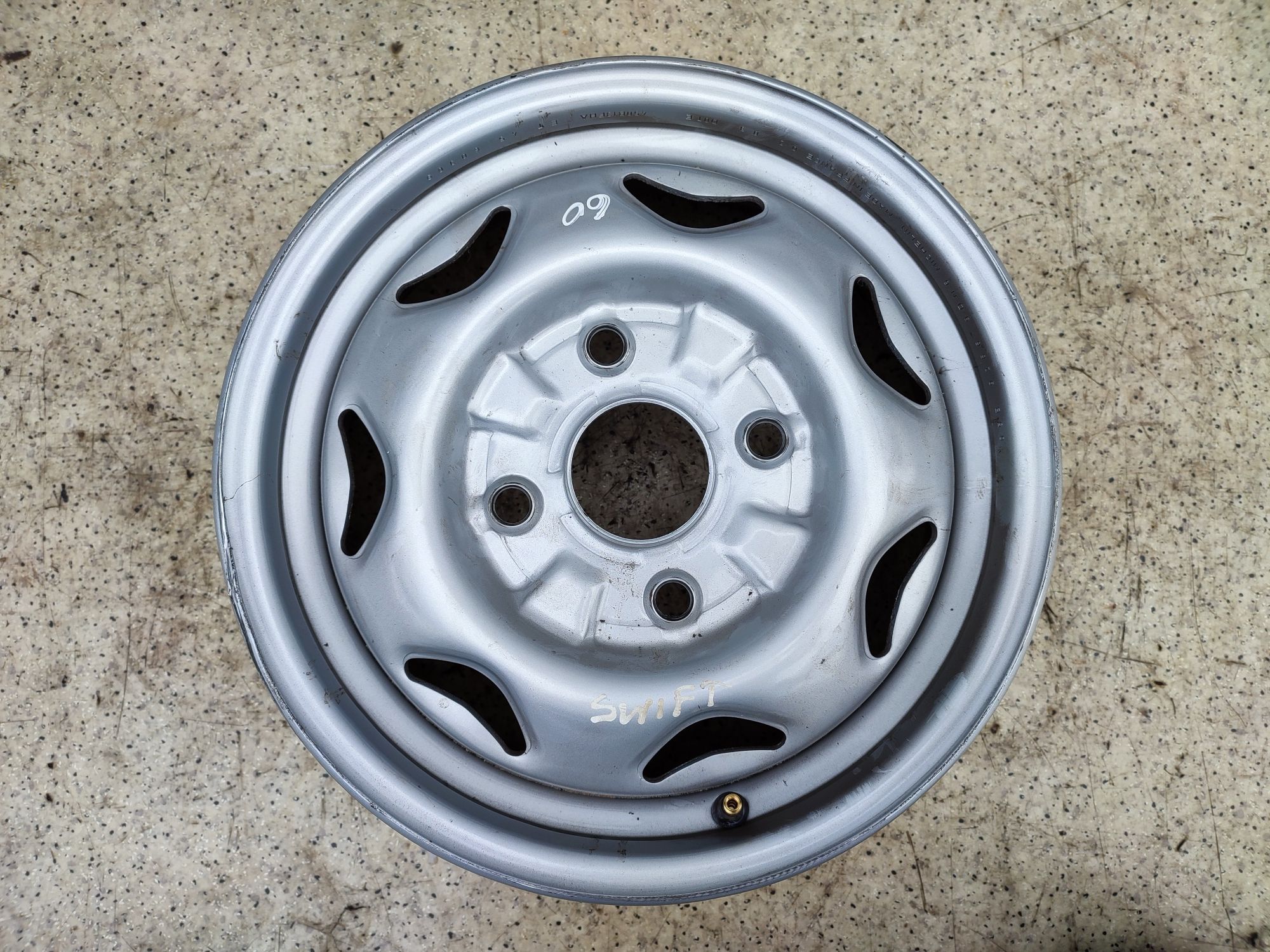 Suzuki Swift MK V 96-04r felga stalowa 13 Cali 4,5Jx13 ET45 4x114,3