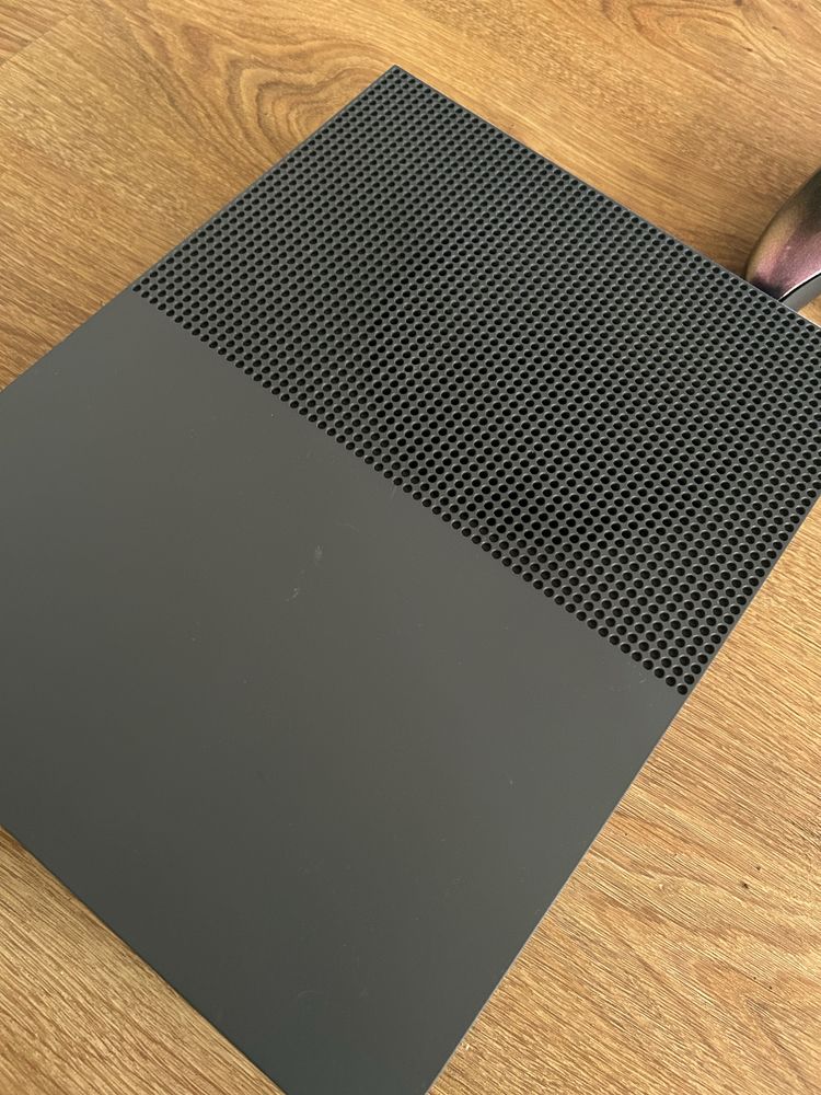 Konsola Xbox One S Limited edition Storm Grey + Karton