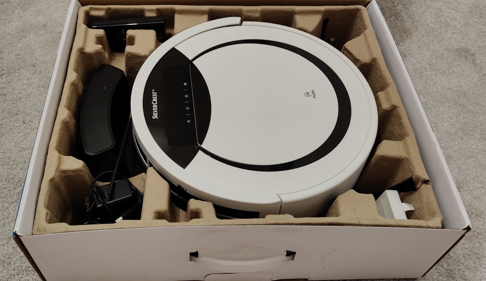 Odkurzacz robot sprzątający SilverCrest SSR 3000 A1 biały nowy