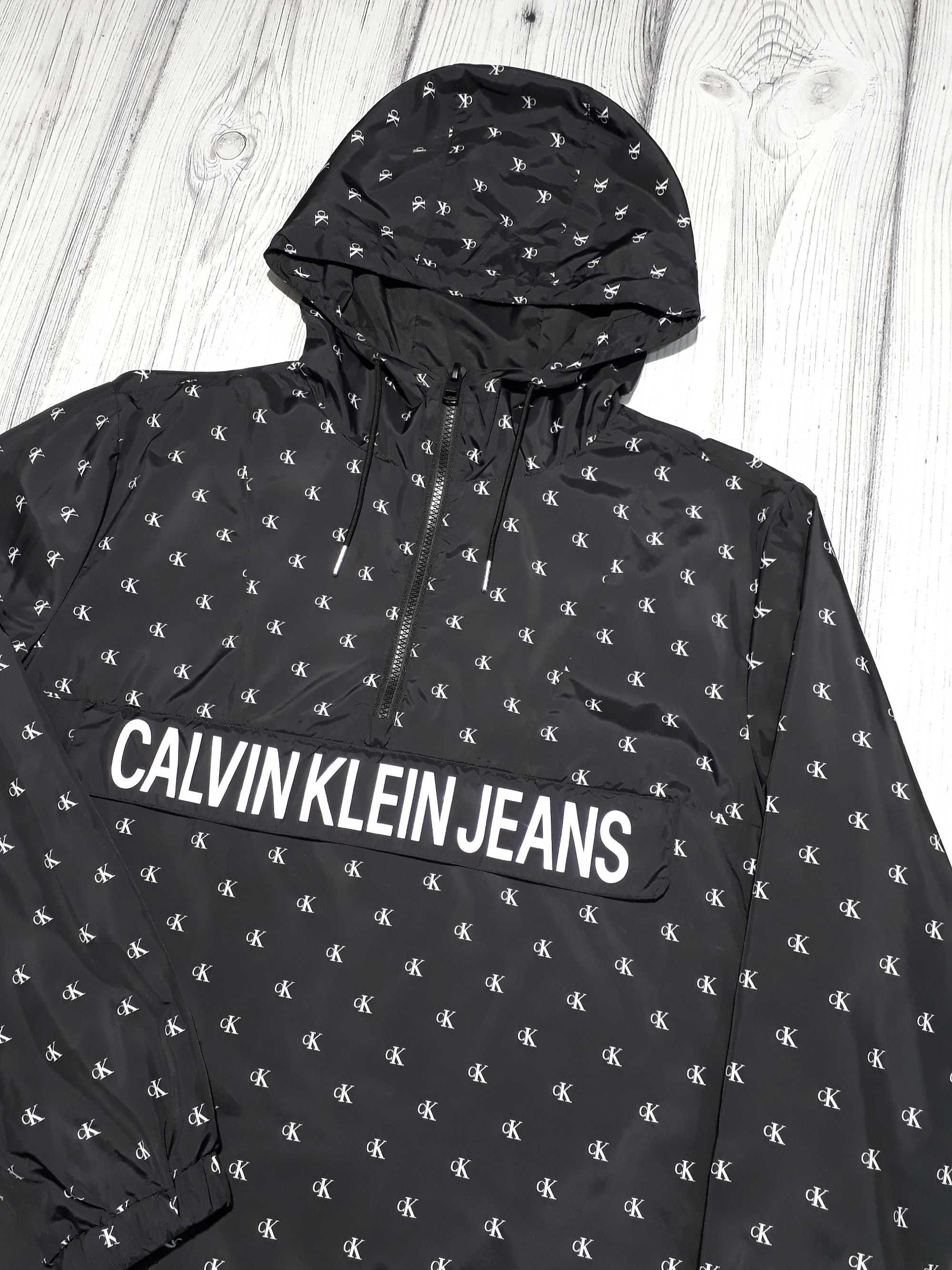 Монограмна вітровка Calvin Klein анорак розмір L-XL