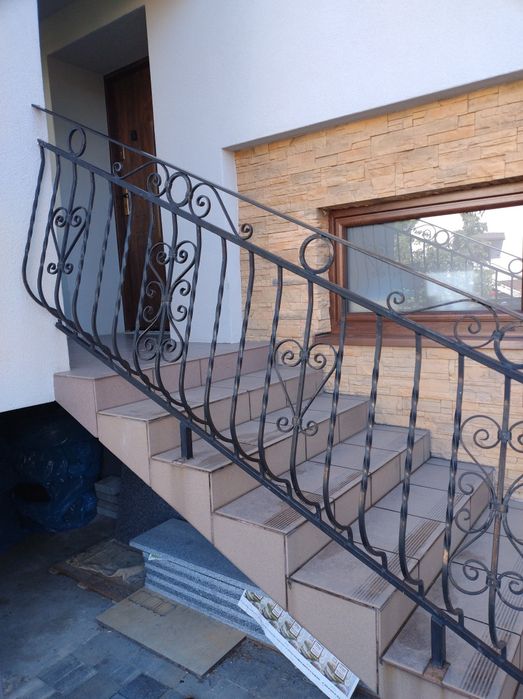 Sprzedam barierkę kutą