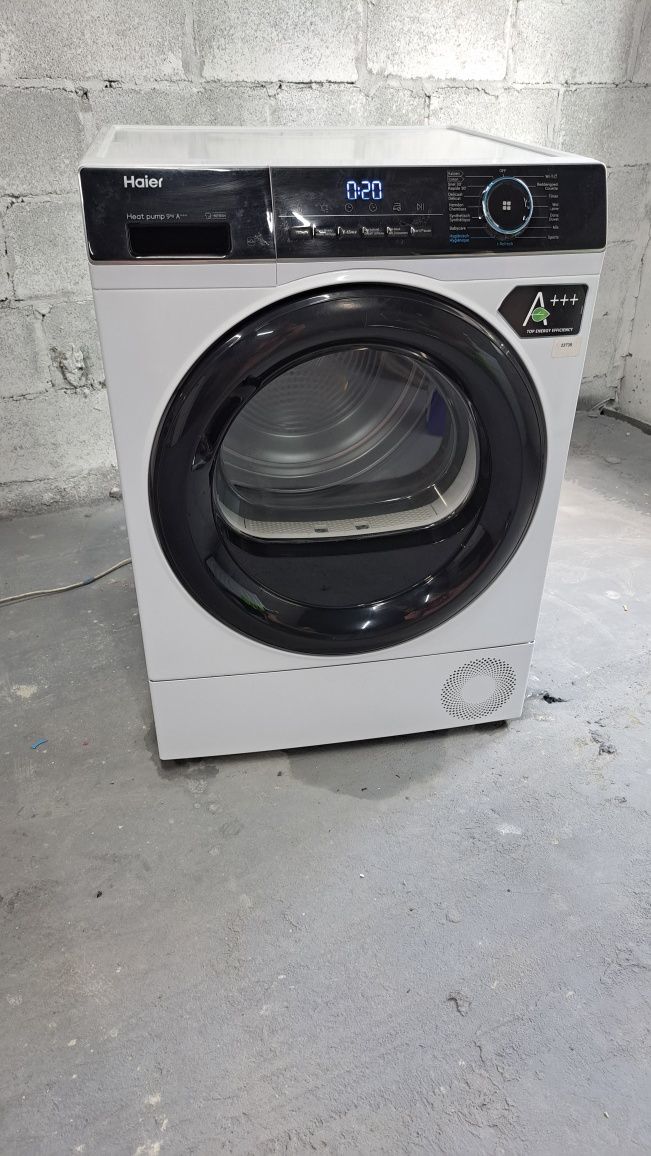 Сушильна машина з тепловим насосом AEG 8000Serie останнє покоління