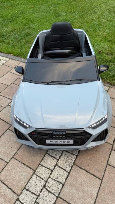 Auto na akumulator Audi RS6 12V 7Ah – jak nowe!