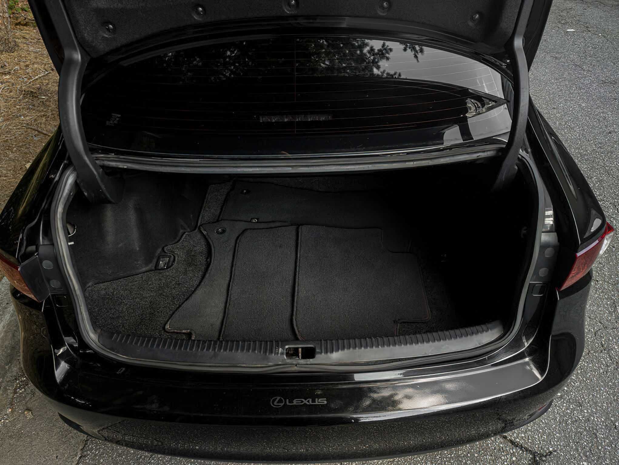 Lexus IS 300 2016