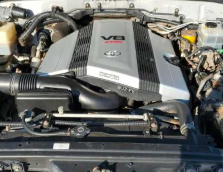 SILNIK 4.7 V8 2UZ-FE  Toyota