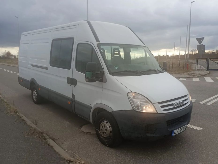 Iveco DAILY 35S14 MAXI BRYGADÓWKA 6 osób  MAXI 2.3 JTD klima 6 osób