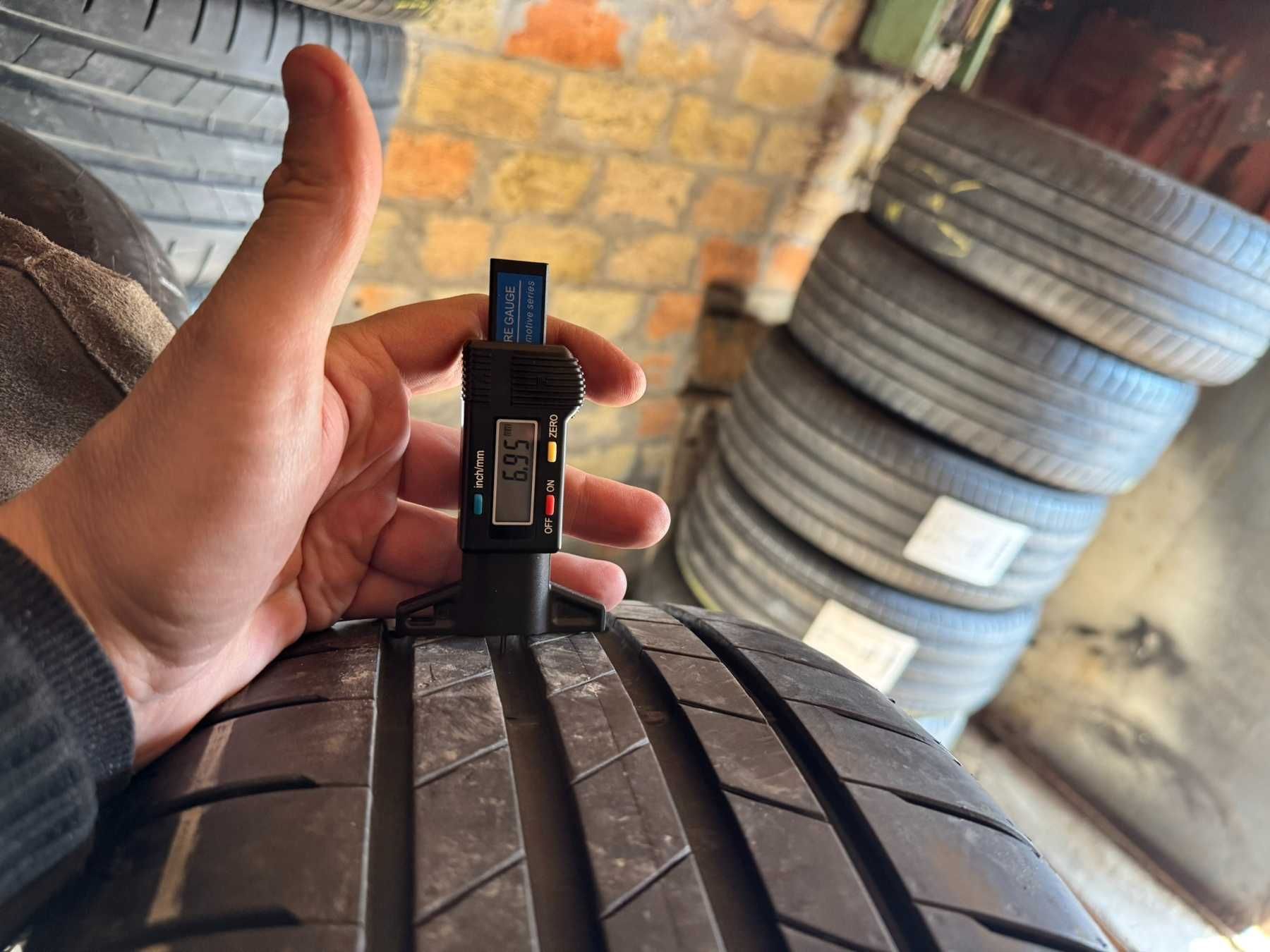 225 50 18 Bridgestone Turanza T005* шини літо