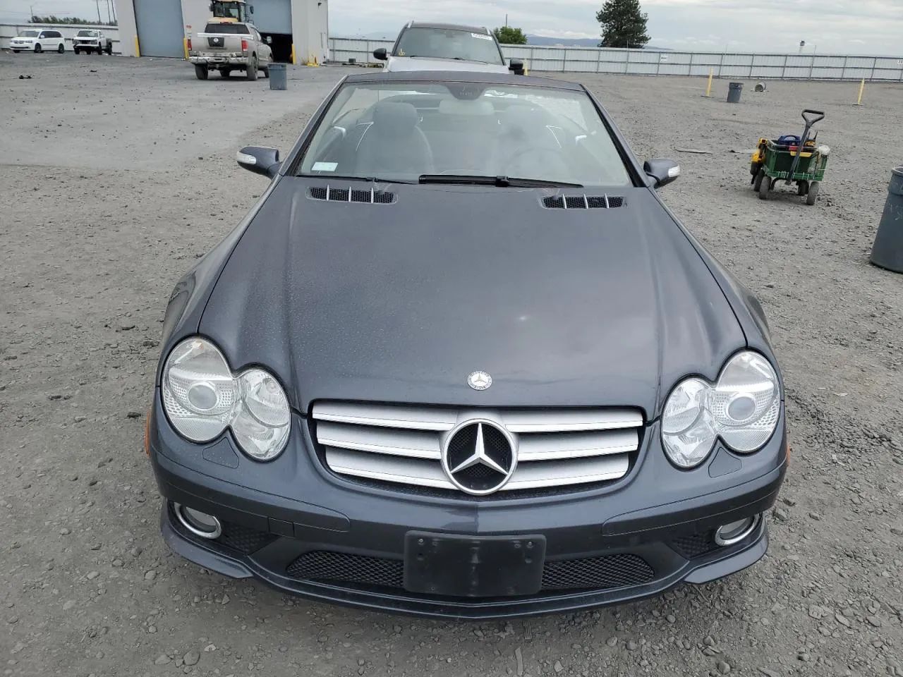 Mercedes-Benz SL moc, brzmienie i niezawodność