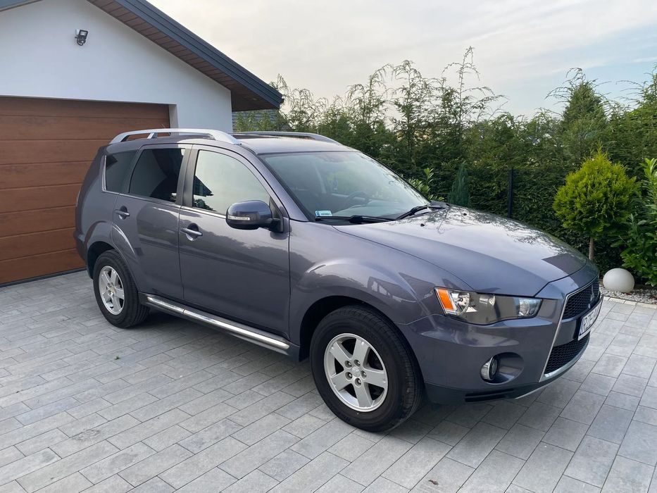 Mitsubishi Outlander - zadbany w bardzo dobrym stanie