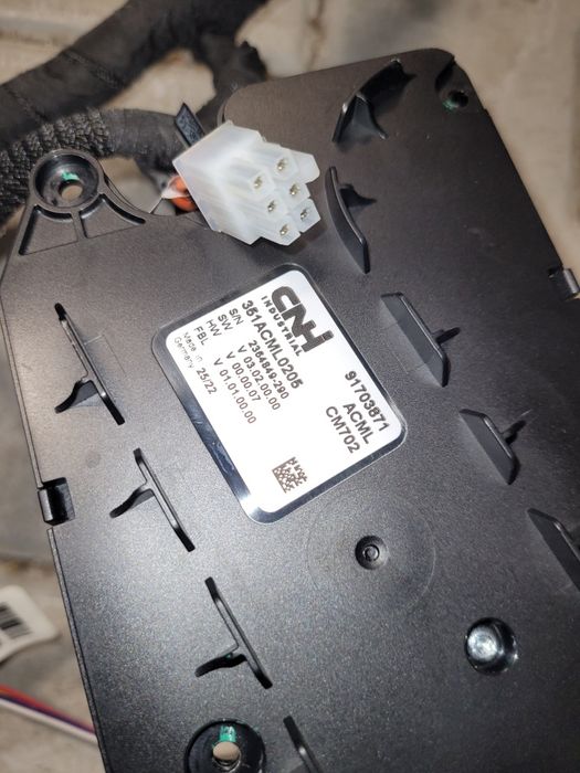 ELEKTRONICZNA JEDNOSTKA CNH wiązka elektryczna podłokietnik new hollan