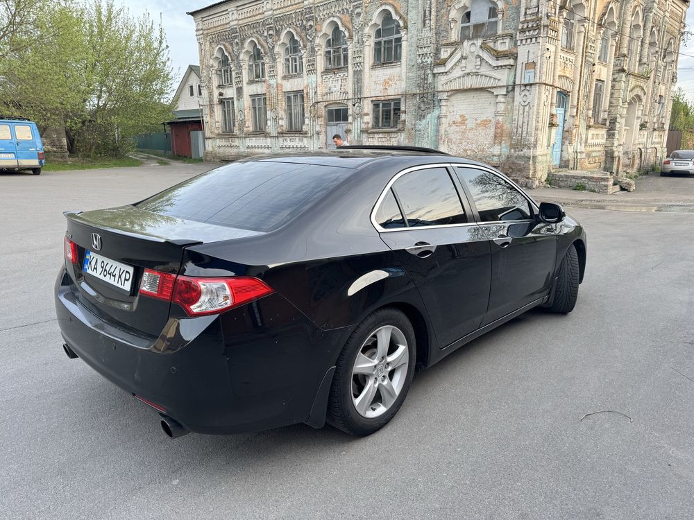 Honda accord 8 2.4