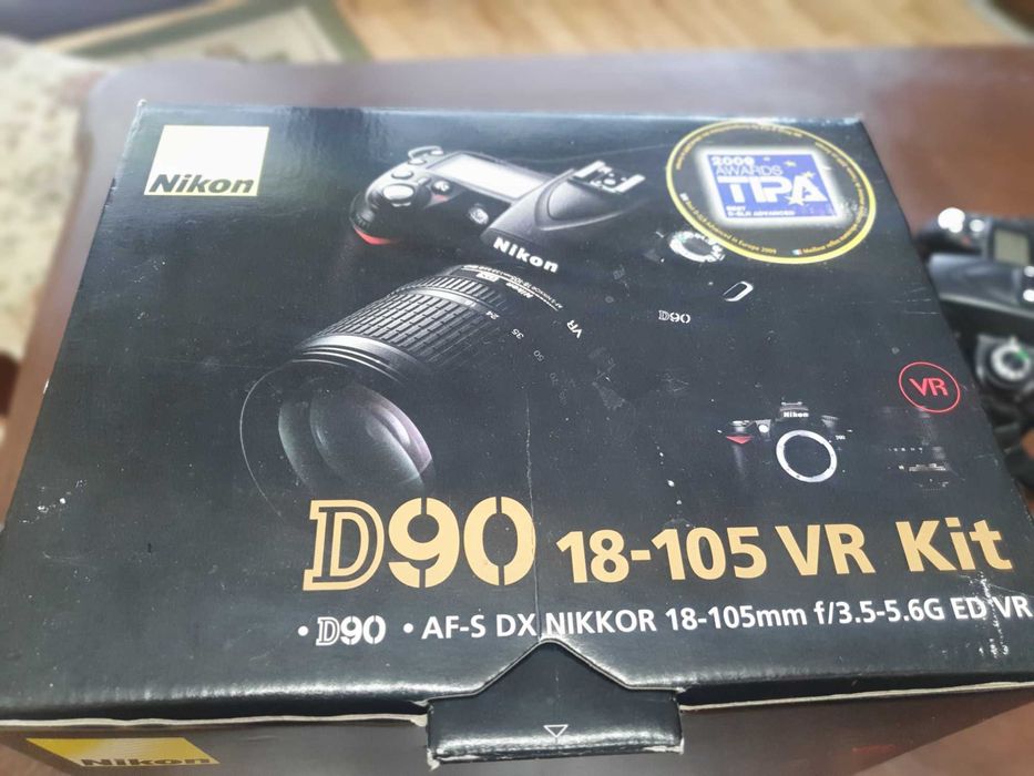 Lustrzanka. NIKON D 90.