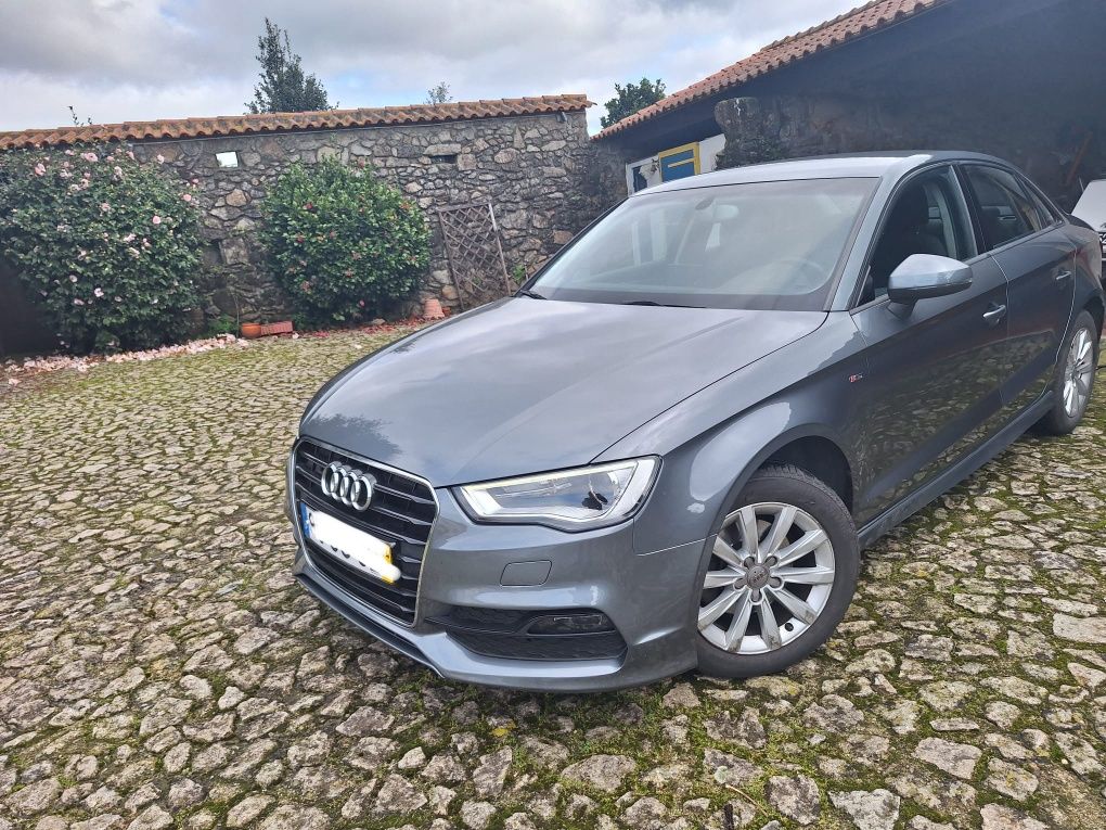 Audi A3 limousine 2.0 tdi advance s tronic