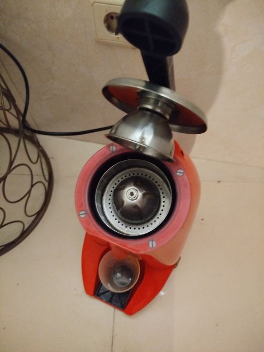 Espremedor de citrinos industrial