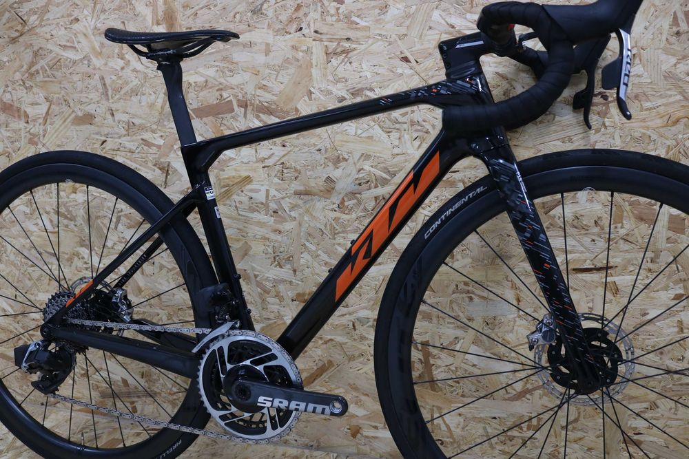 Bicicleta KTM Revelator Alto - Sram RED AXS - Rodas carbono