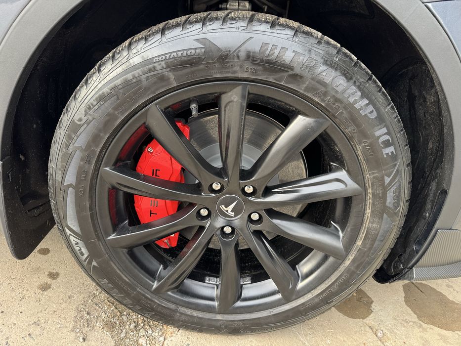 Tesla Model Y 2023 Long range dual motor