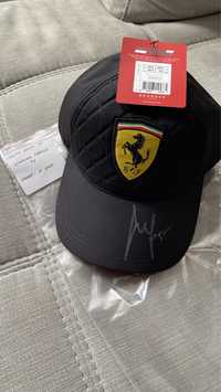 Czapeczka Scuderia Ferrari, Autograf Carlos Sainz, F1