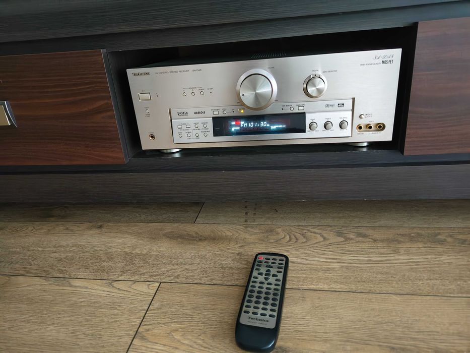 Amplituner Technics SA-DA8