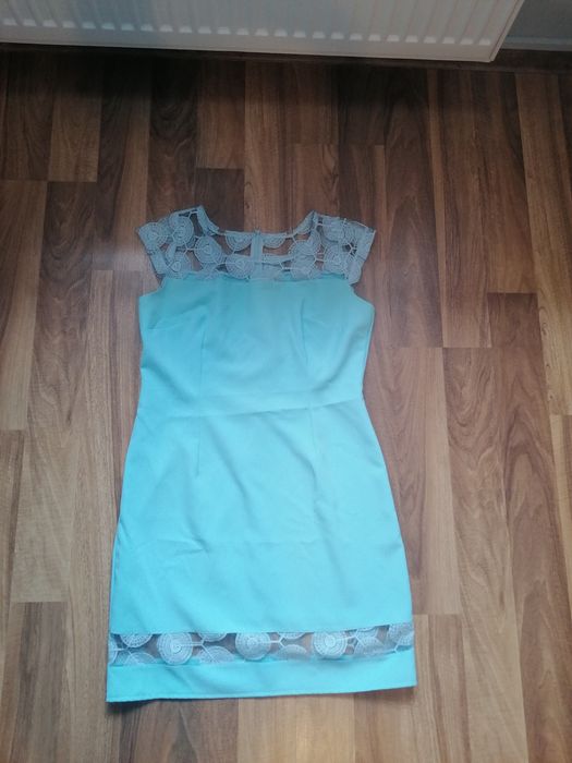 Sukienka na chrzest, komunie, wesele