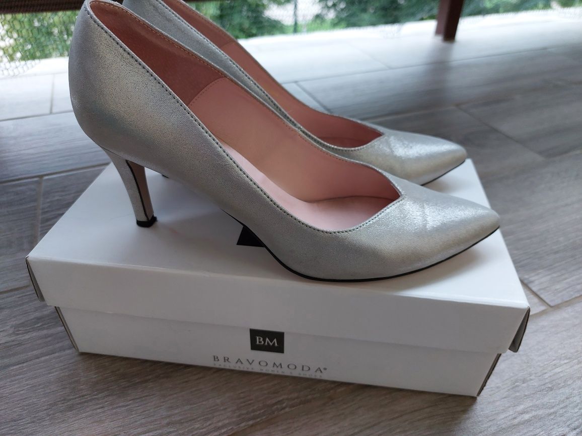 Srebrne czółenka szpilki Bravo Moda roz.38