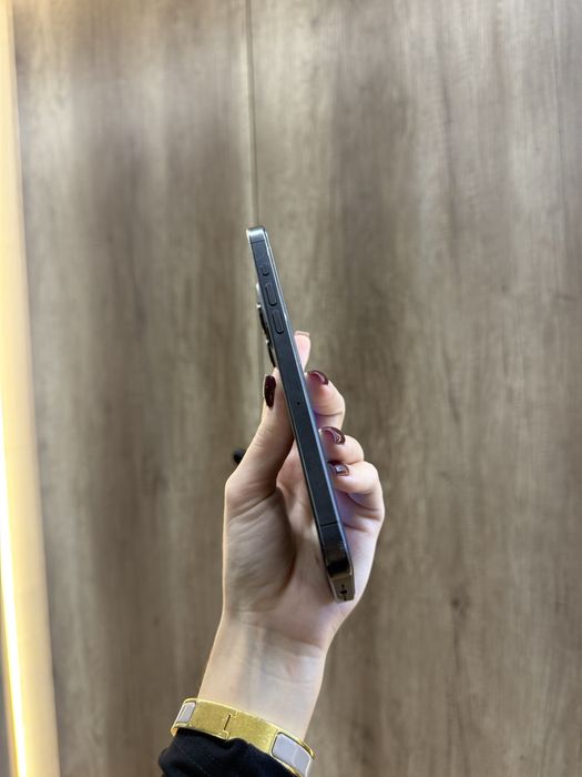 Used IPHONE 15Pro Max 256 Black Titanium Neverlock Костюшка,5 igrand