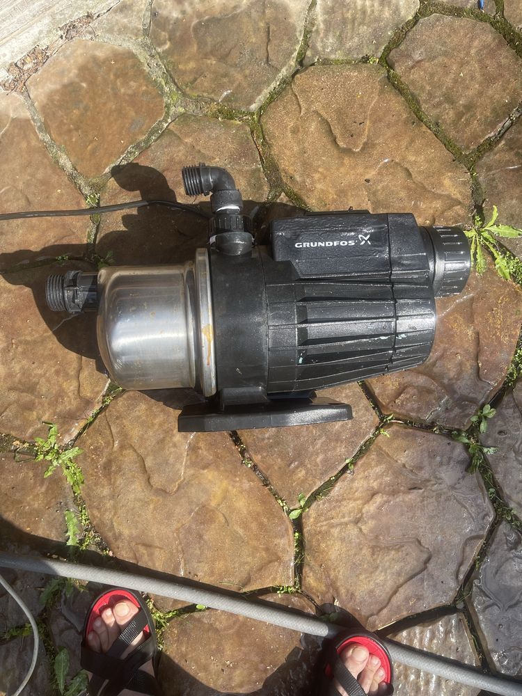 Насос насосна станція Grundfos MQ3-35 A-O-A-BVBP.