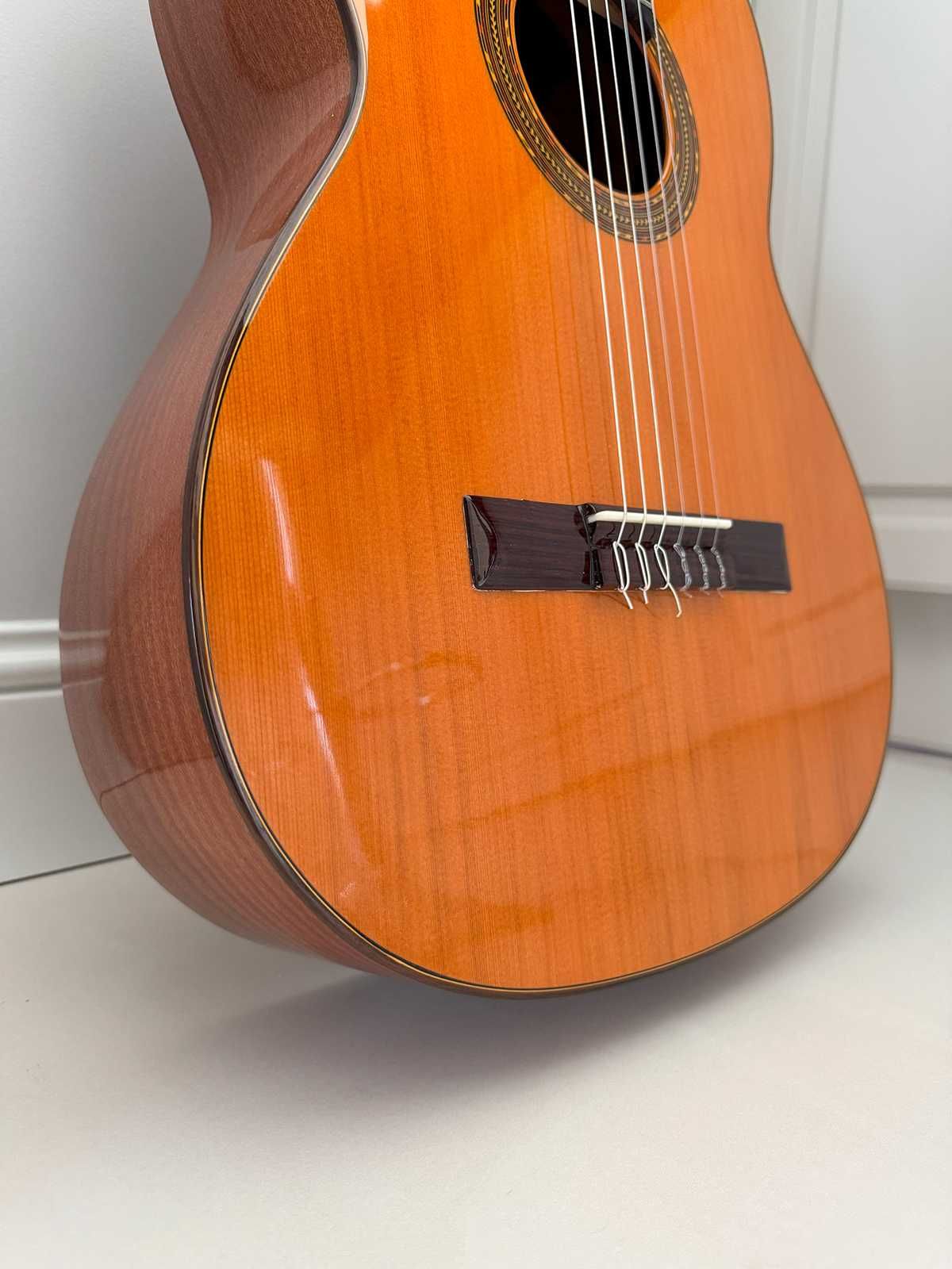Sprzedam gitarę klasyczną ESTEVE 4 ST na 1,5 rocznej gwarancji