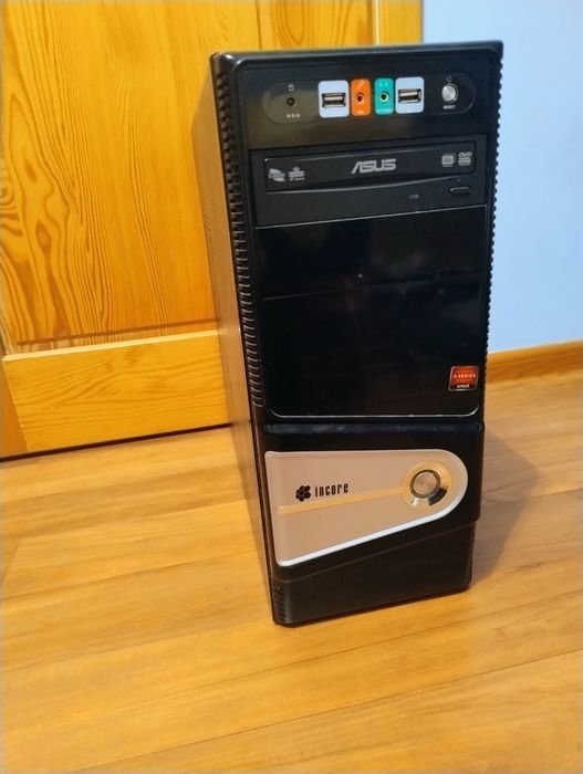 Stary Komputer z procesorem am3