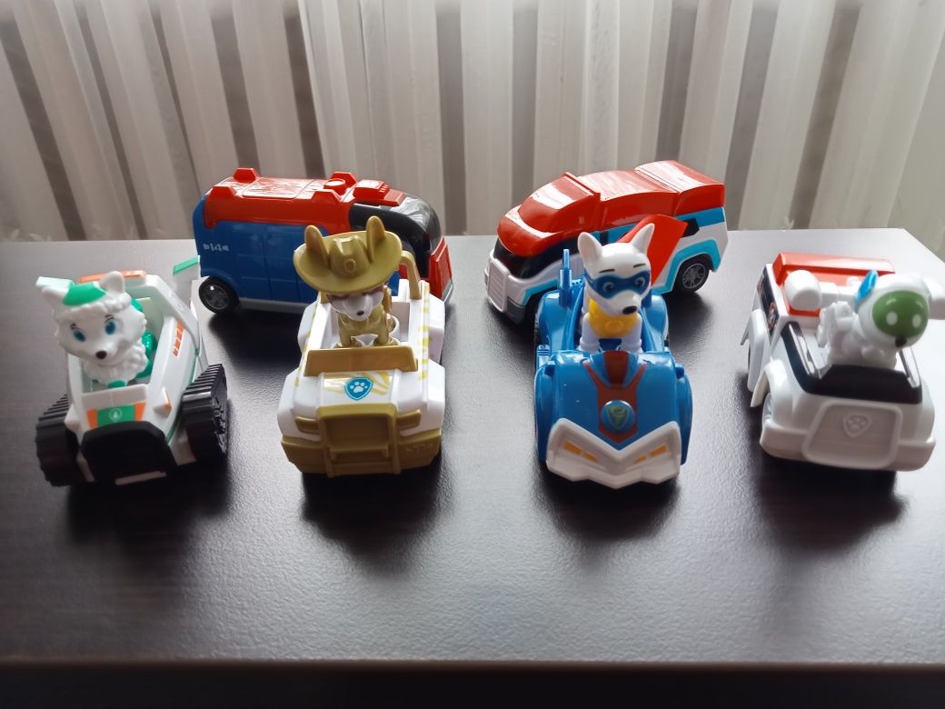 Машинки з героями мультсеріалу Щенячий патруль