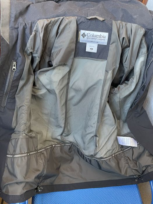 Чоловіча трекінгова мембранна куртка Columbia Titanium