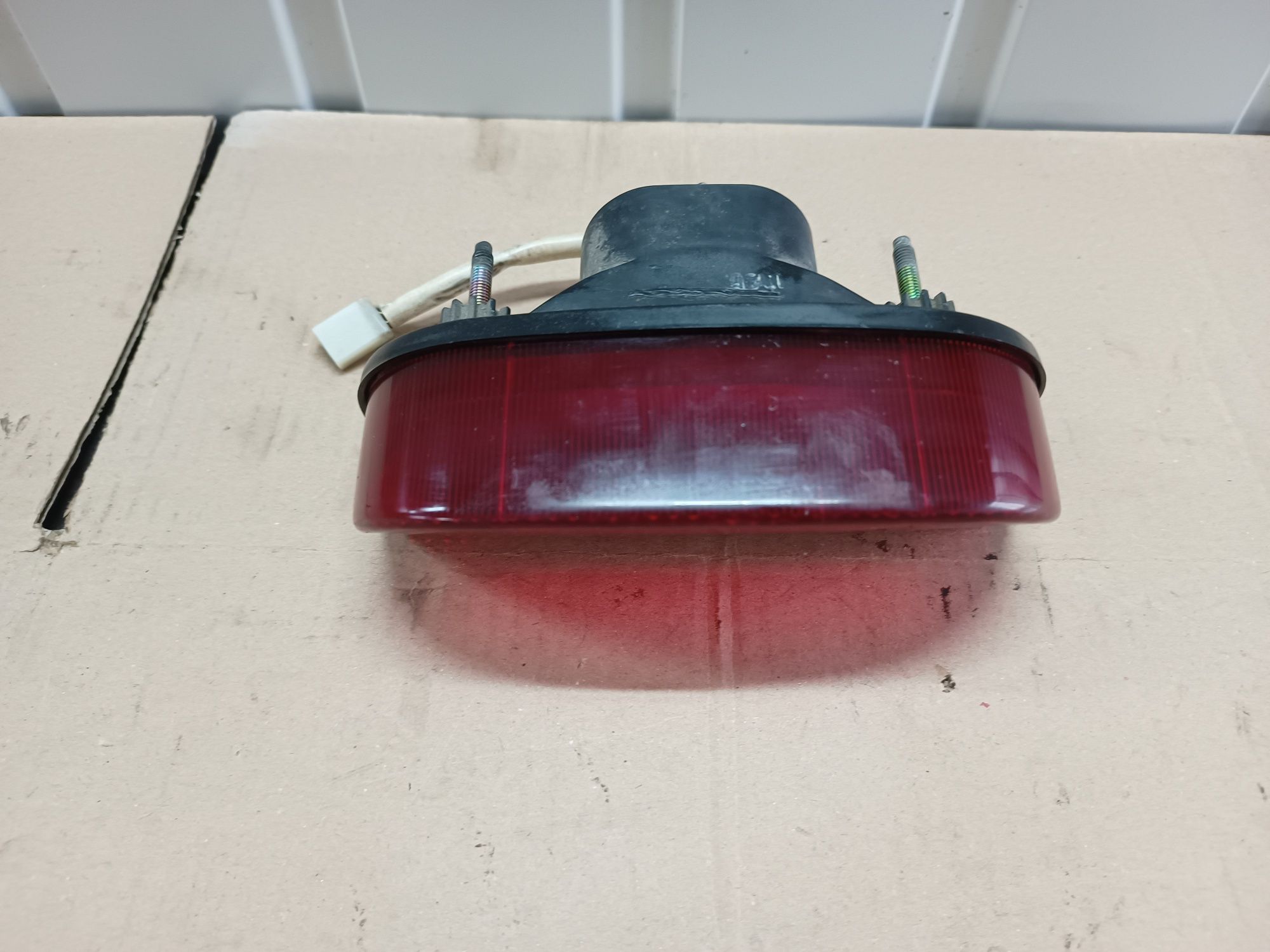 Lampa tył tylna Suzuki Bandit 400