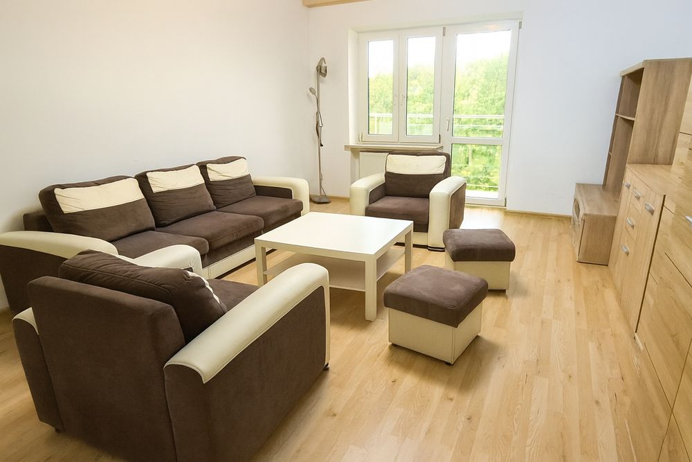MISTRZEJOWICKA TBS 53m² - 2 pokoje, oddzielna kuchnia, balkon, piwnica