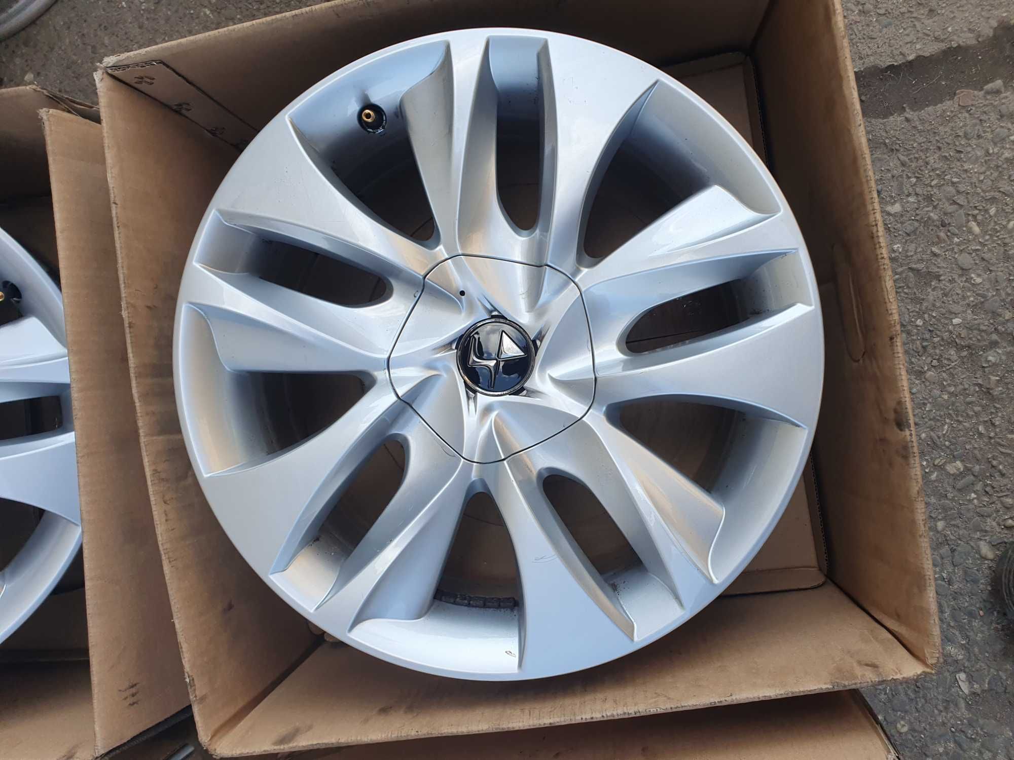 985# Alufelgi 17" 7,5J Et 27 CITROEN DS5