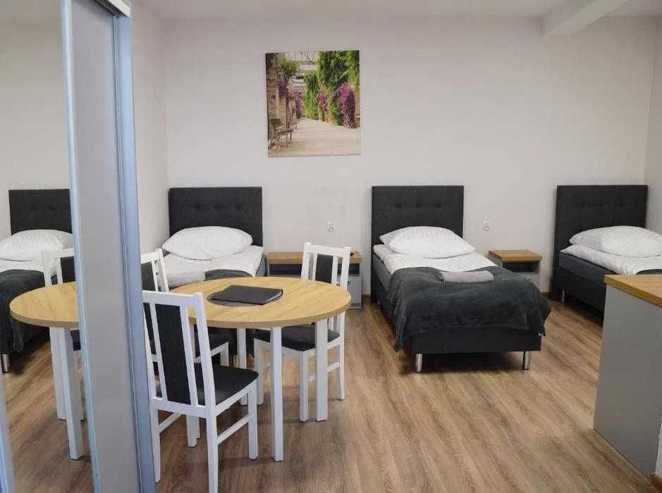 Hostel Adabet – POKOJE "DELUXE" ul. Młyńska 22B