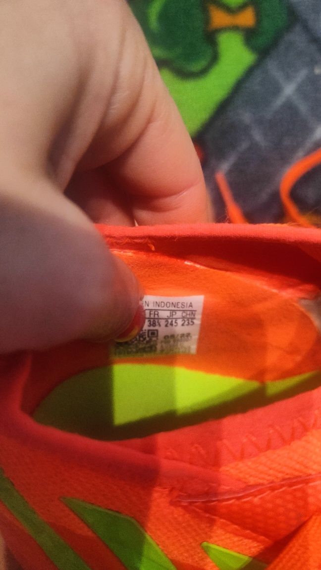 Halówki r. 38 i 2/3 Adidas Predator Edge 3