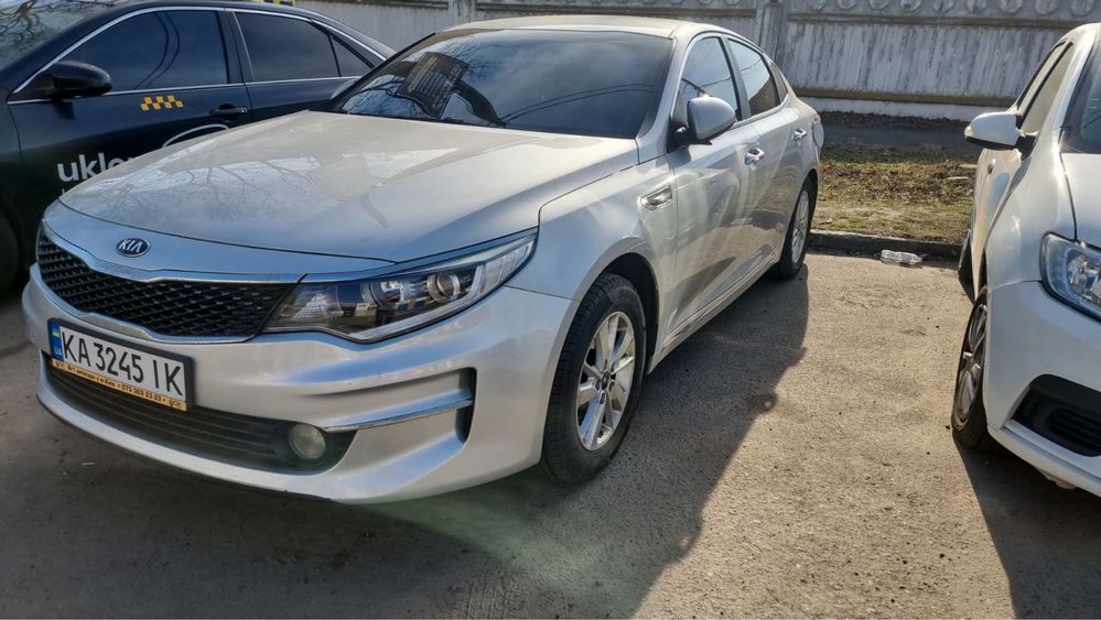 Работа такси на  Приус + газ / КІА К5