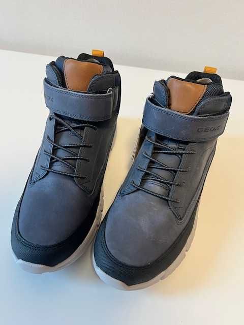 Демі черевики Geox Flexyper, 40 євро, брак