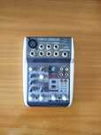 Mesa de mistura Behringer XENYX