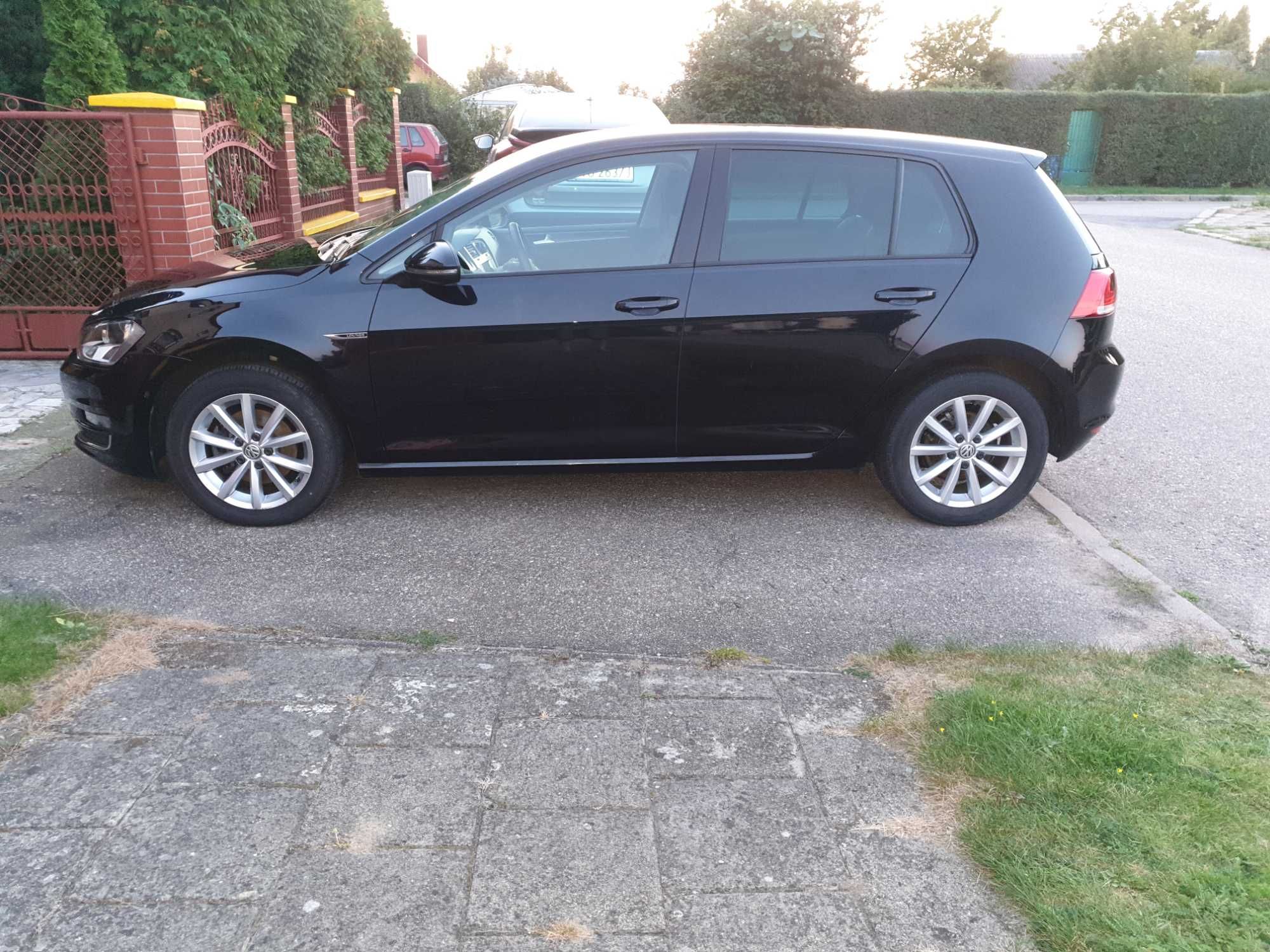 Sprzedam Golfa 7 2015r  1.6tdi blue motion
