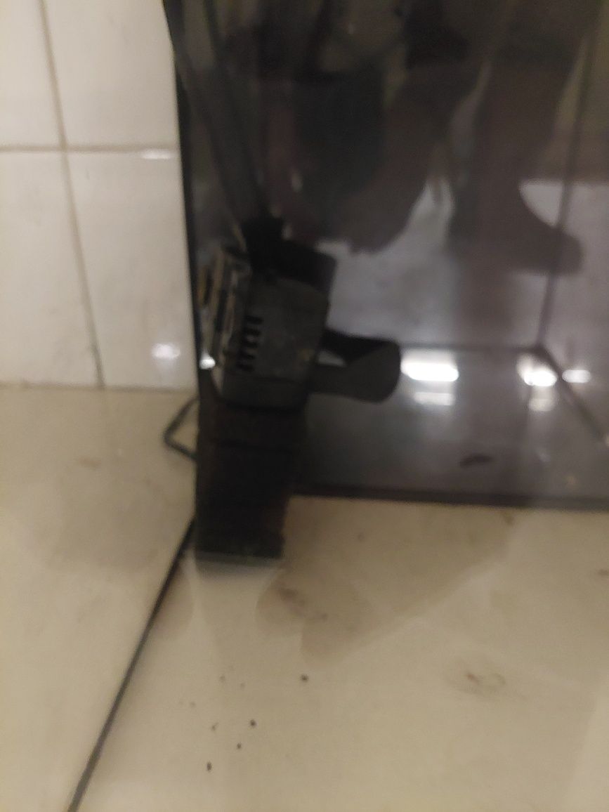 Aquario cubo aquael 10L