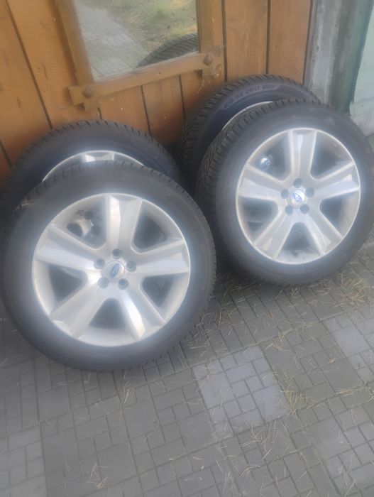 Koła  aluminiowe z oponami wielo sezonowe do Subaru