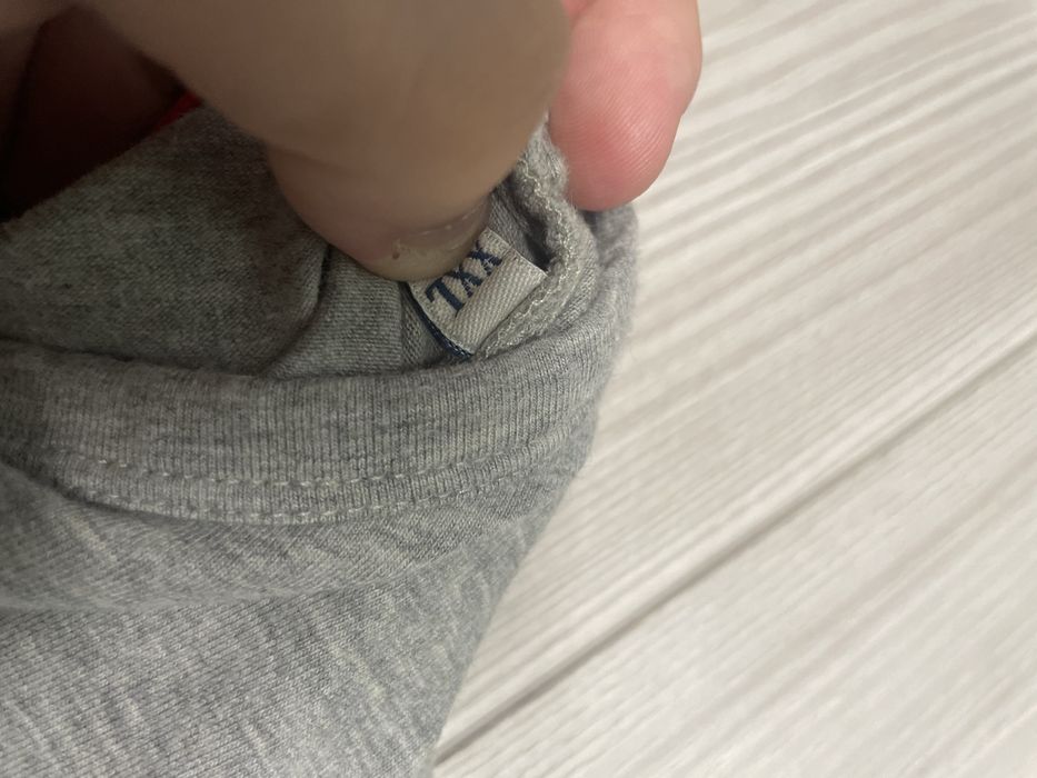 Koszulka basic Moncler z patką na ramieniu