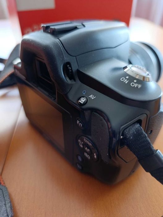 Aparat lustrzanka cyfrowa SONY A230 + obiektyw 18-55mm