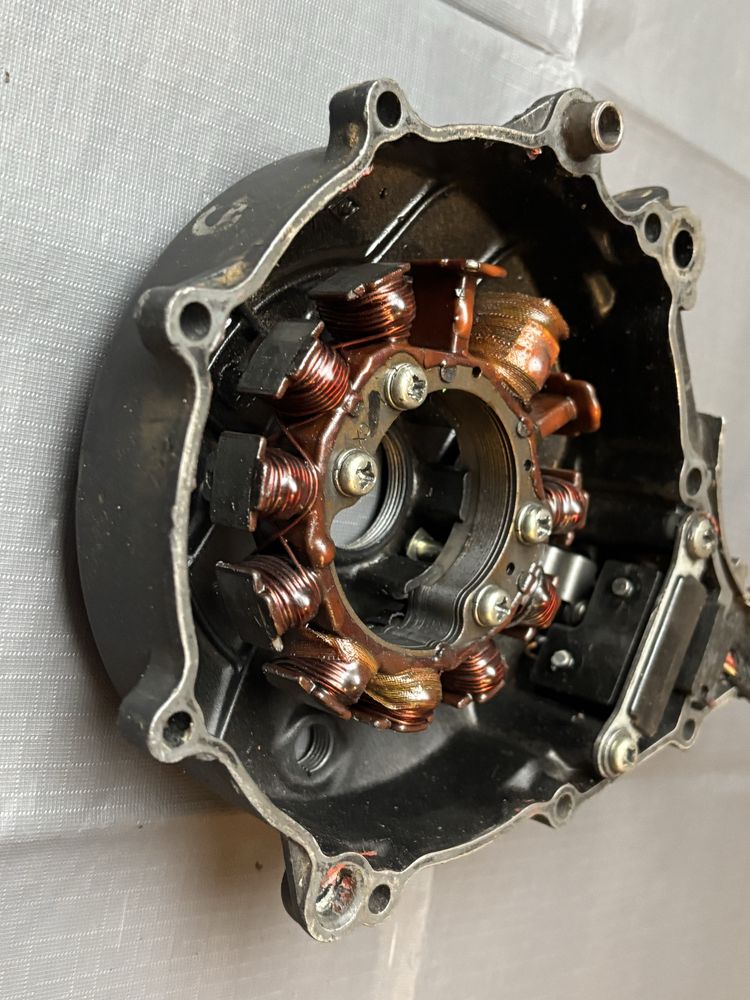 Stator stojan alternator iskrownik YAMAHA XT600