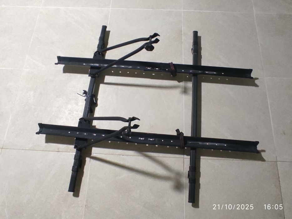 Suporte bicicleta para tejadilhos de carro  ajustável