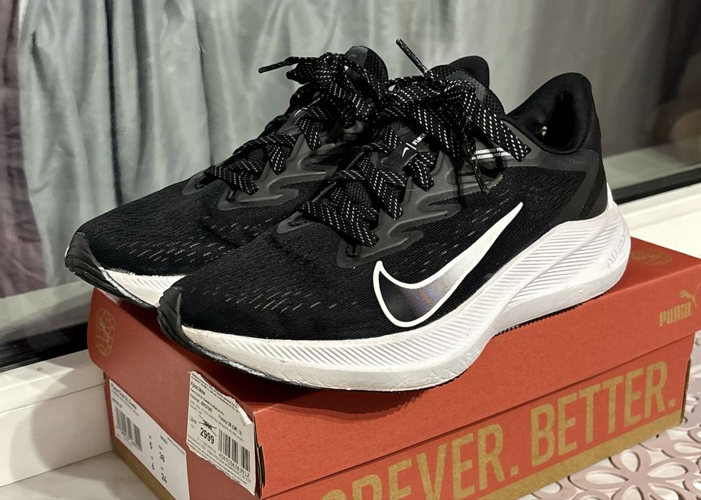 Продаю кросівки nike