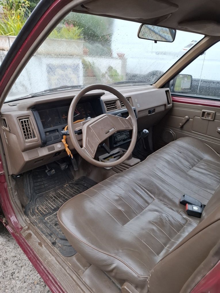 carrinha Nissan D21