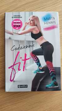 Książka: Codziennie fit Marta  Henning / ćwiczenia