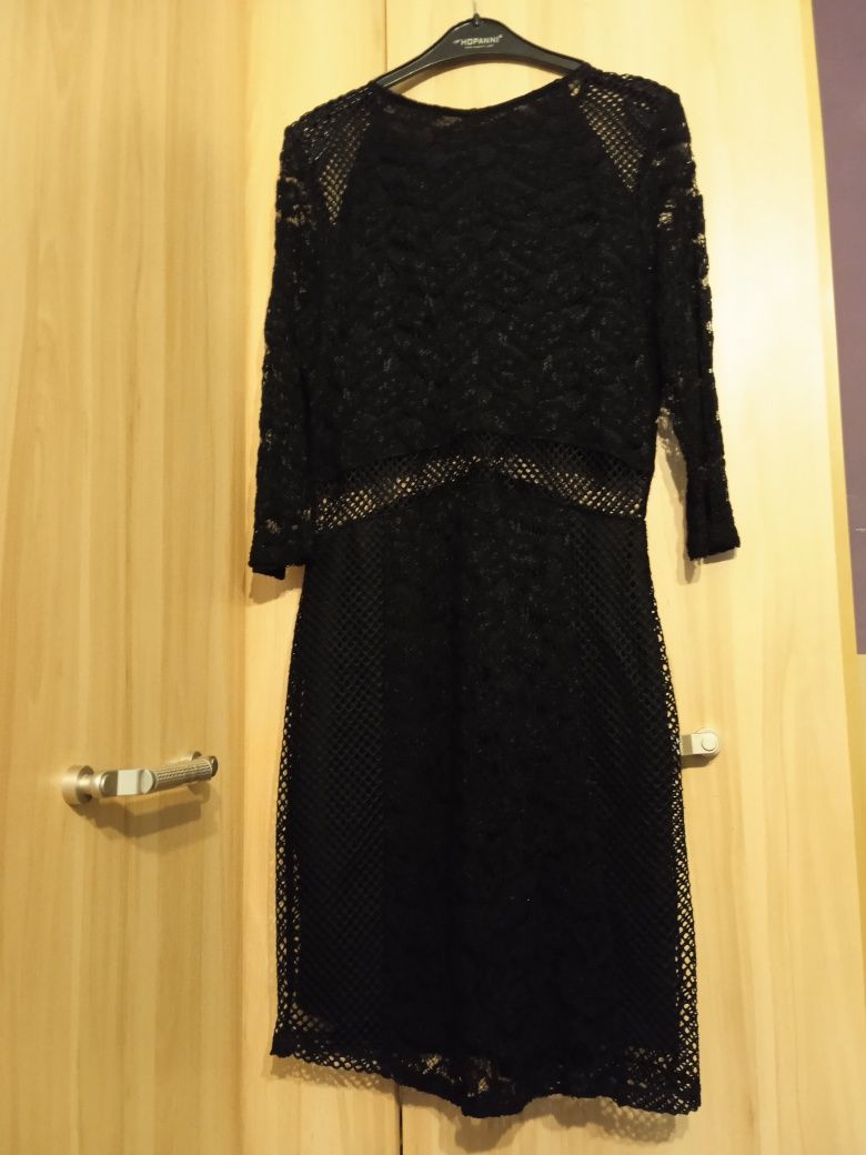 Ładna sukienka koronkowa,czarna.Rękaw 3/4. H&M. S . Szczegóły w opisie